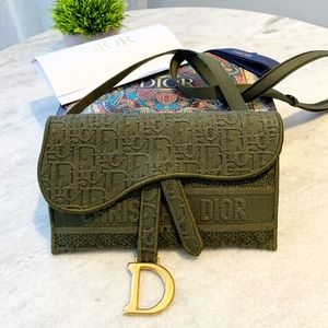 DIOR Slim Embroidered Denim Canvas Saddle Pouch